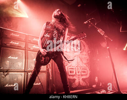 Die amerikanische Heavy Metal Band Black Label Society gibt ein Live-Konzert im Rockefeller in Oslo. Hier ist Gitarrist und Musiker Dario Lorina live auf der Bühne zu sehen. Norwegen, 03/03 2015. Stockfoto