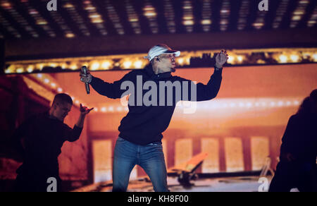 Der amerikanische Sänger, Tänzer und Musiker Chris Brown führt ein Live Konzert in Oslo Spektrum. Norwegen, 03/06 2016. Stockfoto