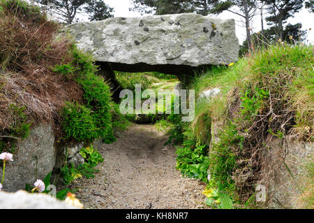 Innisidgen Lower Entrance Grave, auf St Mary's Isles of Scilly, spätneolithische Frühbronzezeit ca. 2500 v. Chr., Cornwall, Großbritannien Stockfoto