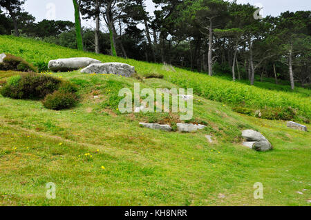 Innisidgen Lower Entrance Grave, auf St Mary's Isles of Scilly, spätneolithische Frühbronzezeit ca. 2500 v. Chr., Cornwall, Großbritannien Stockfoto