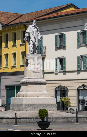 Statue von Garibaldi auf Garibaldi Piazza crema Italien Stockfoto