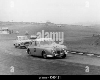 1957 Jaguar 3.4 in Brands Hatch. Boxing Day 1957 Stockfoto