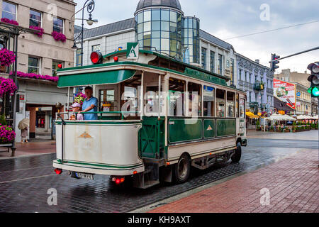 LODZ, Polen - Juni, 2012: Retro-bus Stockfoto