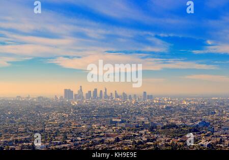 Los Angeles Downtown Skyline bei Sonnenaufgang. Stockfoto
