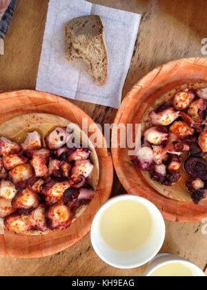 Octopus vorbereitet galizischen Stil, Pulpo a Feira. Stockfoto