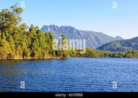 Lake rosebery ist ein Stausee in der West Coast Region von Tasmanien, Australien Stockfoto