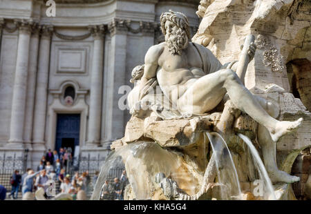 Der Ganges Statue der Brunnen der vier Flüsse auf der Piazza Navona zu sehen ist Stockfoto