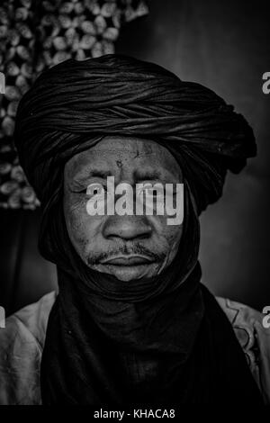 Portraitfotos der Tuareg Mann auch buchstabiertes twareg oder touareg in Mali, Afrika. Stockfoto