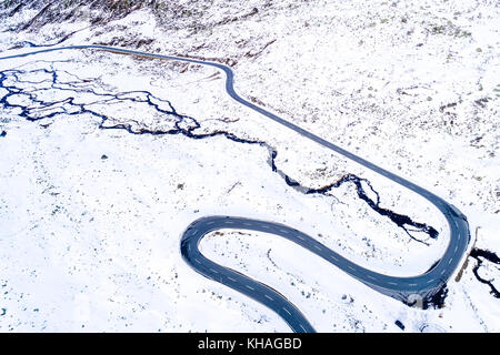 Passstraße, Flüelapass im Winter, Luftaufnahme, Kanton Graubünden, Schweiz Stockfoto