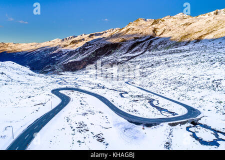 Passstraße, Flüelapass im Winter, Luftaufnahme, Kanton Graubünden, Schweiz Stockfoto