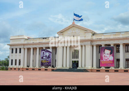 Managua, Nicaragua - 11. August 2015: National Palace Gebäude in Managua, Nicaragua. Mittelamerika Stockfoto