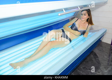Solarium Maschine in Spa Salon Stockfoto