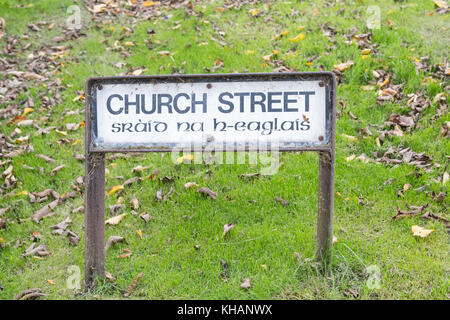 Schottisches Gälisch Straßenschilder in Inverness, Highland, Schottland, UK Stockfoto