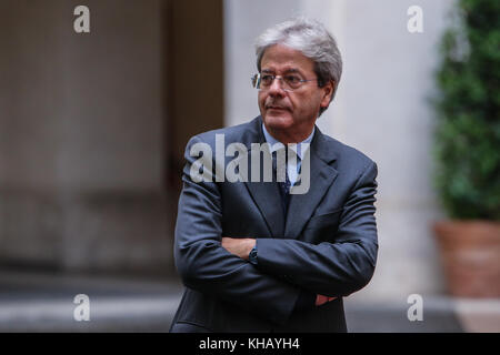 Italien. 14 Nov, 2017. italienische Ministerpräsident Paolo Gentiloni trifft sich mit dem bulgarischen Ministerpräsidenten Bojko Borissow. Credit: cosimo martemucci/Pacific Press/alamy leben Nachrichten Stockfoto