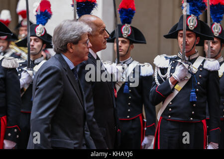 Italien. 14 Nov, 2017. italienische Ministerpräsident Paolo Gentiloni trifft sich mit dem bulgarischen Ministerpräsidenten Bojko Borissow. Credit: cosimo martemucci/Pacific Press/alamy leben Nachrichten Stockfoto