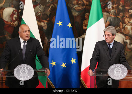 Italien. 14 Nov, 2017. italienische Ministerpräsident Paolo Gentiloni trifft sich mit dem bulgarischen Ministerpräsidenten Bojko Borissow. Credit: cosimo martemucci/Pacific Press/alamy leben Nachrichten Stockfoto