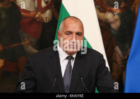 Italien. 14 Nov, 2017. italienische Ministerpräsident Paolo Gentiloni trifft sich mit dem bulgarischen Ministerpräsidenten Bojko Borissow. Credit: cosimo martemucci/Pacific Press/alamy leben Nachrichten Stockfoto