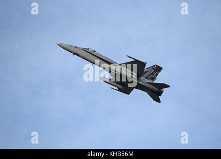 Swiss Air Force Mcdonnell Douglas F 18 C/A Hornet schnell Twin vierstrahligen Jet Fighter Aircraft. Auf 4 Woche Pilot Training. Stockfoto