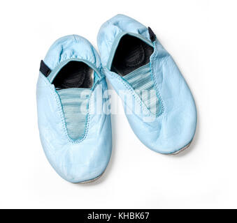 Turnschuhe Baby auf Weiß mit Freistellungspfad isoliert Stockfoto