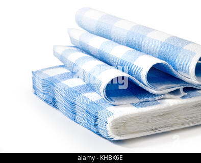 Blau serviette isoliert auf Weiss mit cliipping Pfad mit Leerzeichen kopieren Stockfoto
