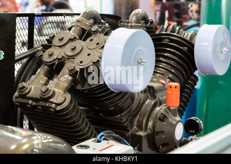 Motor der industriellen Luftpumpe; bis schließen Stockfoto