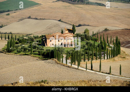 Italien, Toskana, Crete Senesi, auf dem Land Stockfoto