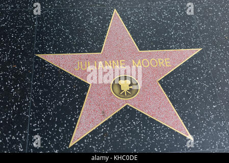 HOLLYWOOD, CA - DEZEMBER 06: Julianne Moore Star auf dem Hollywood Walk of Fame in Hollywood, Kalifornien am Dez. Stockfoto