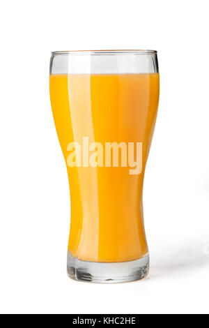 Glas Orangensaft auf weißem Hintergrund mit Freistellungspfad Stockfoto