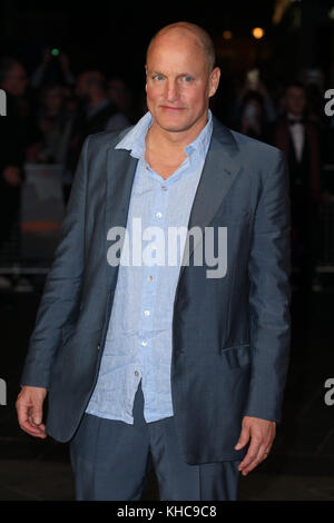Die BFI LFF Abschlussgala und UK Premiere von „Three Billboards Outside Ebbing, Missouri“ am Odeon Leicester Square - Ankünfte mit: Woody Harrelson Where: London, United Kingdom When: 15 Oct 2017 Credit: Mario Mitsis/WENN.com Stockfoto