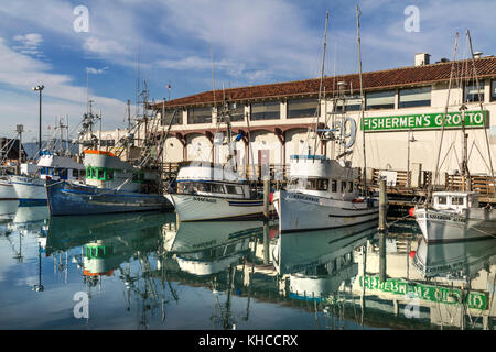 Fischer's Grotto Fischereiflotte bietet frische Dungeness Krabben, Hummer und Sorten von Pacific Krebse und Fische San Francisco Kalifornien USA Stockfoto