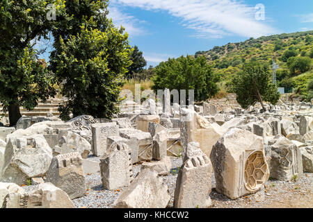 Alte helenistic und römische archäologische Ausgrabungen in der Stadt Ephesus in der Türkei. Stockfoto