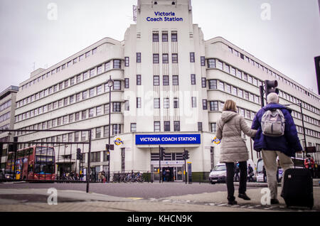 Außenansicht der Victoria Coach Station in Westminster, London Stockfoto