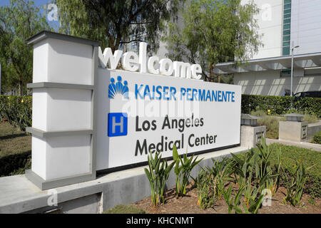 Willkommen Anmelden außerhalb Kaiser Permanente Medical Center Gebäude auf dem Sunset Boulevard in Los Angeles, Kalifornien, USA KATHY DEWITT Stockfoto