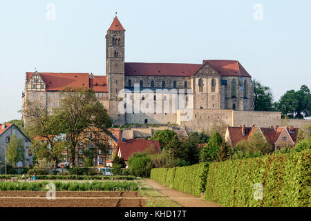 Quedlinburger Stiftskirche Mit Schloss St. Servatius Stockfoto