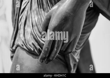 Steinerne statue Detail der menschlichen Hand Stockfoto