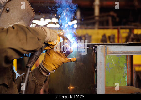 Schweißer für seine Arbeit. Stockfoto