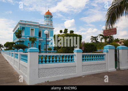 Cienfuegos, Kuba - Januar 28,2017: Hotel Encanto Palacio Azul das gemütliche Hotel ist ein emblematisches Installation von eklektischen Stil. Es liegt, zu einem Stockfoto