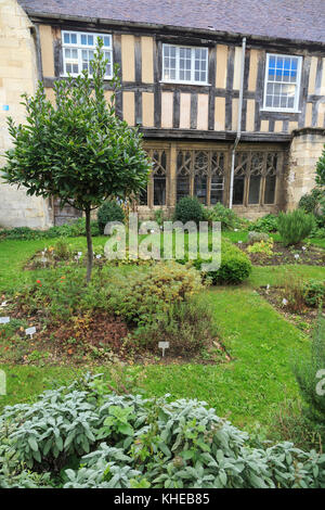 Kräutergarten, der Kathedrale von Gloucester, Gloucester, Gloucestershire, England, Großbritannien Stockfoto