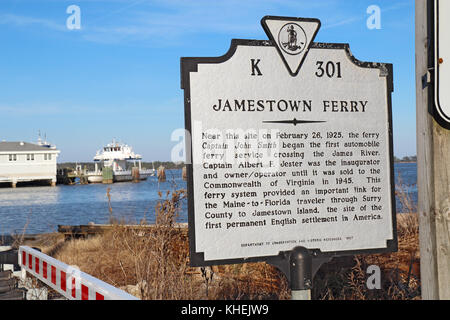 Schottland, Virginia - 20. Februar 2017: Hinweisschild für die Jamestown - Schottland Fähre zwischen Jamestown Island und Surrey County. Dieses historische c Stockfoto