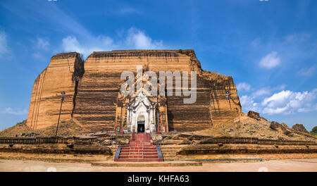 Pa hto-taw-gyi Pagode Tempel in mingun, Mandalay, Myanmar. (Buruma) Stockfoto