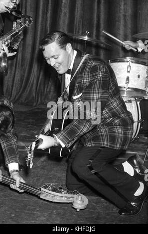 Bill Haley und die Kometen Proben auf der Bühne im Hammersmith Palais in London Feb 1957 Stockfoto
