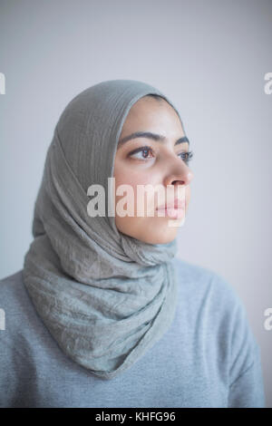 Porträt einer Geschäftsfrau, die das Tragen eines hijab. Stockfoto
