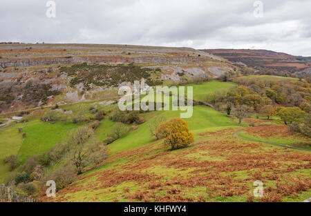 Die Kalkfelsen der Eglwyseg in der Nähe von Llangollen, Denbighshire, North Wales, UK Stockfoto