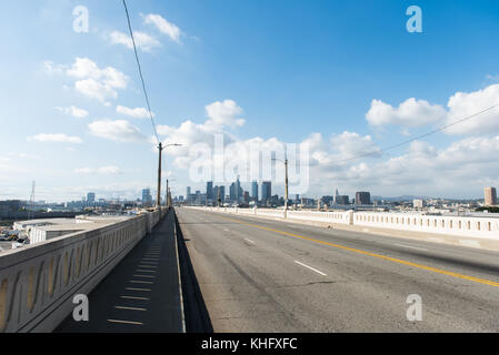 6Th Street Bridge in Los Angeles. Jetzt abgerissen das Sechste Straße Viadukt, auch bekannt als die Sixth Street Bridge in Los Angeles, ein Viadukt Brücke wurde Stockfoto