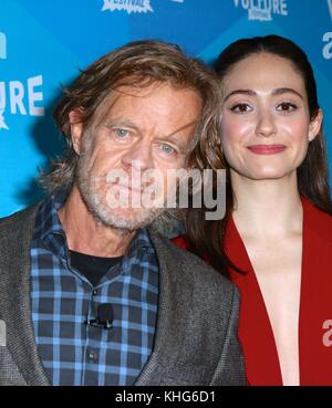 NEW YORK, NY – 21. MAI: William H. Macy, Emmy Rossum und Nancy Pimental sprechen auf der Bühne des Shamless-Panels während des 2017 Vulture Festivals in den Milk Studios am 21. Mai 2017 in New York City Stockfoto