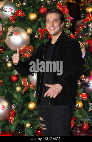 London, Großbritannien. November 2017. Lewis Bloor kommt am 16. November 2017 bei der britischen Premiere von „Daddy's Home 2“ im Vue West End in London an. Quelle: Gary Mitchell/Alamy Live News Stockfoto