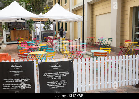 Sydney, Australien. 18. November 2017. Samstag, 18. November 2017. Australiens größter Essen und Wein Festival ist am Circular Quay und den Rocks von Sydney, Australien, am 18. und 19. November 2017 statt. Quelle: Martin Berry/Alamy leben Nachrichten Stockfoto