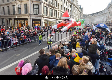 Regent Street, London, Großbritannien. November 2017. Die jährliche Hamley's Toy Parade in der Regent Street in London. Quelle: Matthew Chattle/Alamy Live News Stockfoto