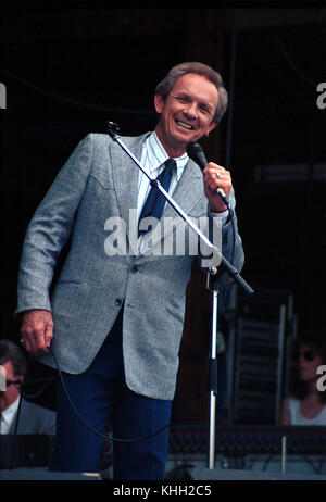 Land interpret Mel Tillis starb am Sonntag, 19. November 2017, im Alter von 85 Jahren. Tillis wird hier gezeigt, die in der jährlichen Country Music Festival, Jamboree in den Hügeln, in 1989, in St. Clairsville, Ohio, USA. Stockfoto