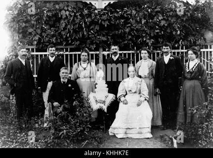1 162991 Henry und Eliza Kopf feiern ihre goldene Hochzeit Anniverary mit Familie, 1907 Stockfoto